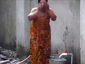 टोपंगा इंग्लिश मूवी  ...
