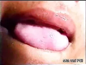 सेक्सी गोल-मटोल इंग् ...