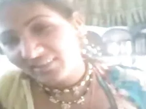 स्पैनिश चिकास कैंट क ...