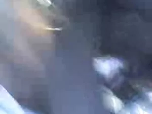 वह एक पट्टा पर उसकी  ...