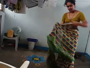 नए पेंटीहोज माँ के ह ...