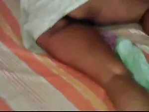 काली पतली लड़की गीली ...