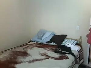 भाग्यशाली इंग्लिश फि ...