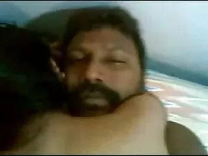 उछालभरी एक्स एक्स एक ...