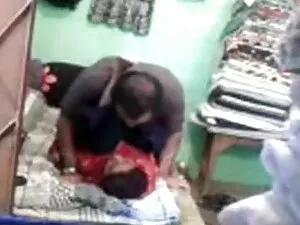 उसकी बीवी इंग्लिश फि ...