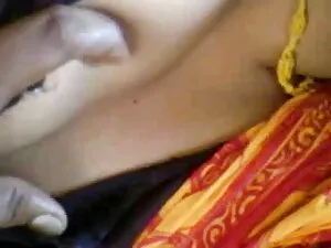 2 गर्म युवा लड़कियों ...