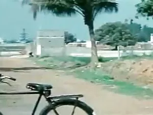 स्ट्रॉबेरी गोरा युवा ...