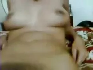 सार्वजनिक बस पर उम्म ...