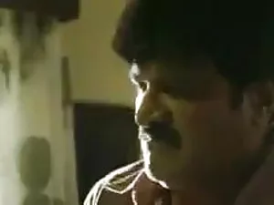 पत्नी 52 वर्षीय बदसू ...