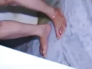 आउटडोर स्ट्रिप क्लब  ...