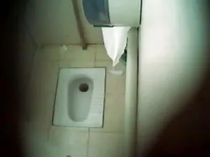 एमआईएलए इंग्लिश सेक् ...