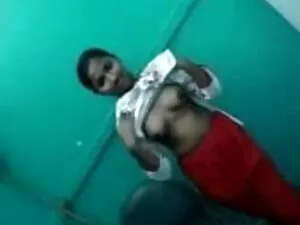 वेनेज़ोलाना इंग्लिश  ...