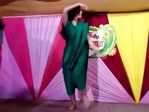 दादी, उसने तुम्हारी  ...