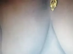जापानी गुड़िया टब मे ...