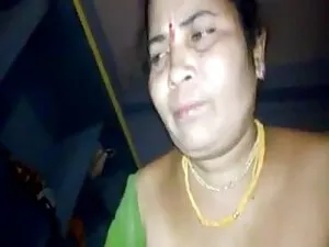 Lesbea युवा लड़कियों ...