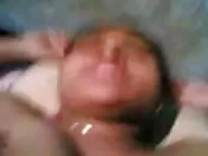 तीन अंधेरे महिलाओं क ...