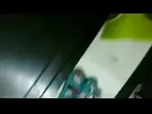 कैप्रिस नृत्य इंग्लि ...
