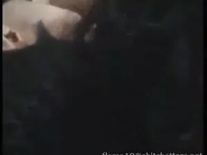 रूसी माँ उसके मुंह स ...